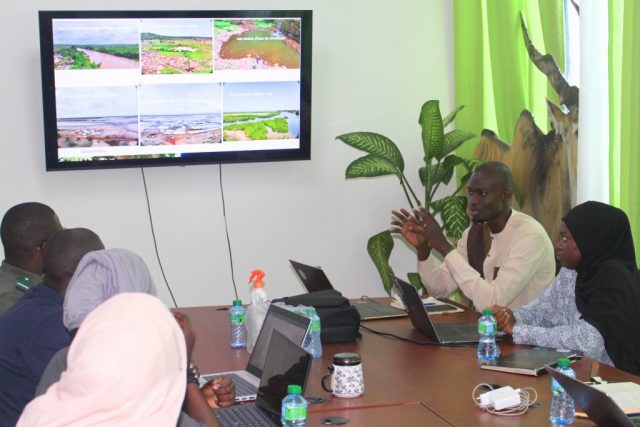 b8d0f577-72fd-4ecd-83c1-c32a6a801f06